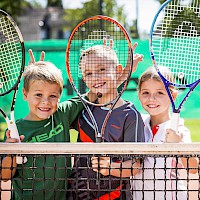 Tennis-Trainingslager und Ferienlager